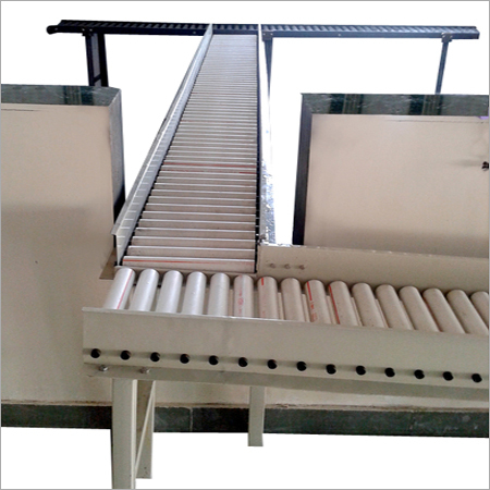 ROLLER CONVEYOR