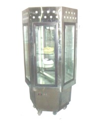 Cake & Pastry Counter 