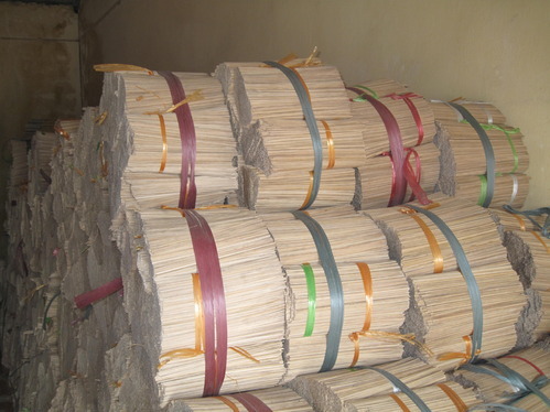 CHINESE ROUND BAMBOO STICKS