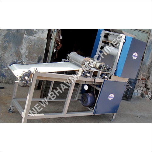 Samosa Patti Making Machine By NEW BHAVNA MACHINE TOOLS