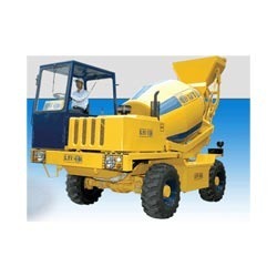 Self Loading Concrete Mixer