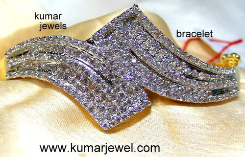 Side Lock Bracelets