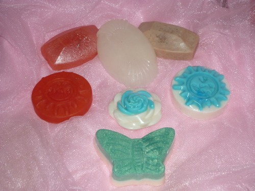 Melt & Pour- Basic Soap Making - Soap Base, Various Colors, Various Shapes | Aromatherapy, Embedding Toys, Reusing Leftover Soaps, Double Mold, Fancy Printed Soaps