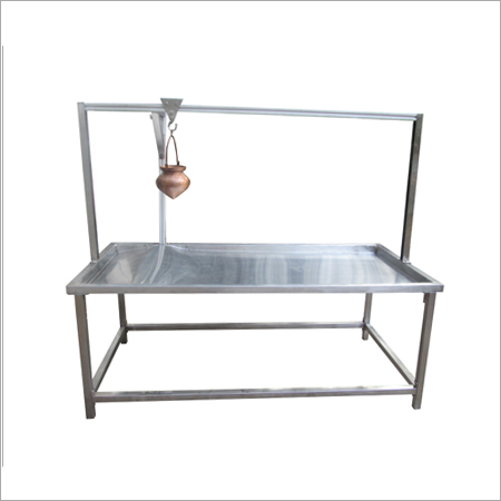 Sarwa Anng Shirodhara Table