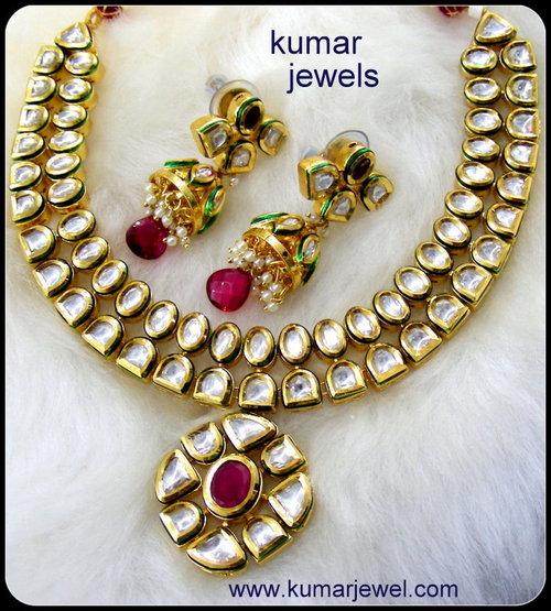 Kundan Necklace Set