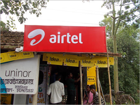 Outdoor Hoarding Service