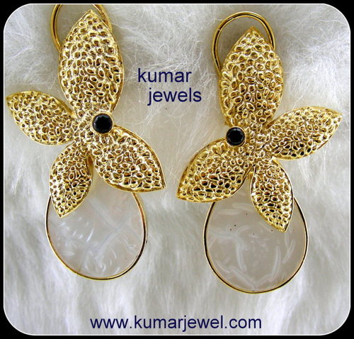 Girlish style shell earrings