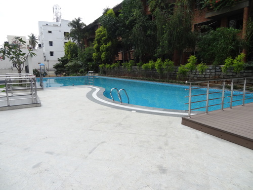 Outdoor Swimming Pool 
