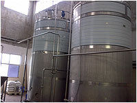 Silver Stainless Steel Tank