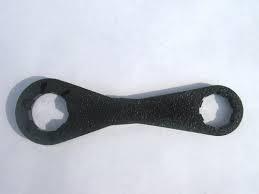 Spanner for opening online dripper