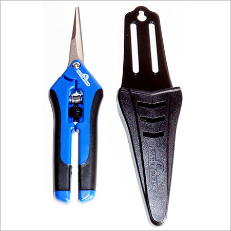 Precision Curved Blade Pruner