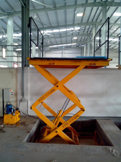 Scissor Goods Lift