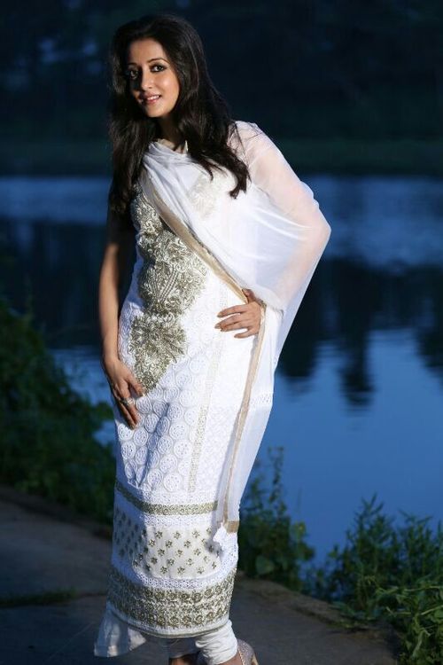 Dazzling White Salwar Kameez
