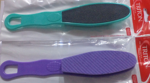 Pst Handle Pumic Stone Big - Pumice, Plastic, 12x4x1 cm, Purple | Ergonomic Loop Handle, Durable Rough Texture, Effective Callus Removal