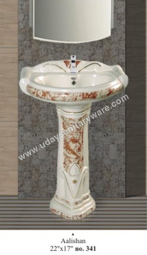 Luxurious wash basins
