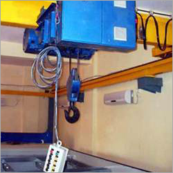 Single Girder Crane Panel - Steel 3-10m Span Blue, 1-5 Ton Capacity, 3-Phase Power, IS/IEC Compliant