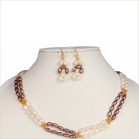 Oval Pearl Necklace Set