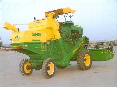 Harvester Combine (4 Wheel drive)
