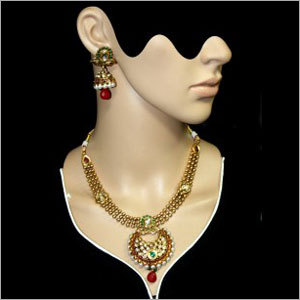 Fashion Necklace Set