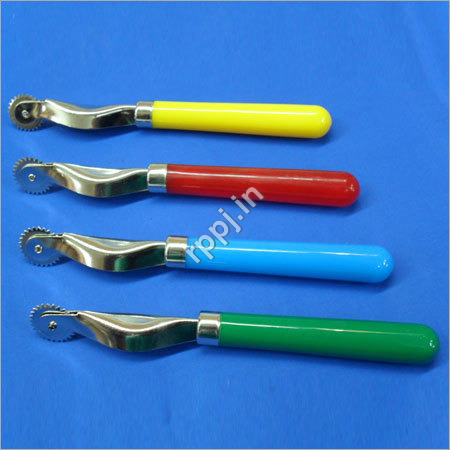 Plastic  Tracing Wheel