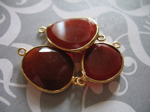 Lot of 25 Piece Red Agate Gemstone Connector