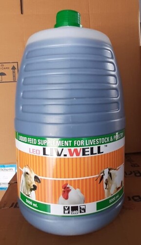 liquid feed supplement for livestock and poultry