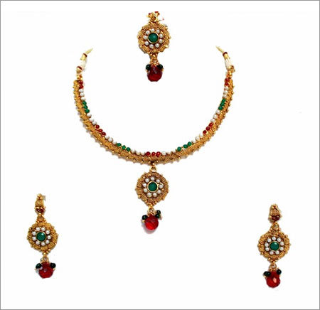 Red Green Kundan Gold Tone Necklace Set 39