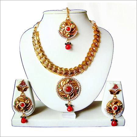 Gold Plated Kundan Necklace Set