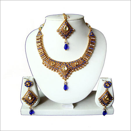 Gold Plated Kundan Necklace Set