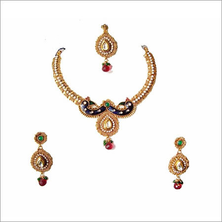 Gold Plated Kundan Necklace Set