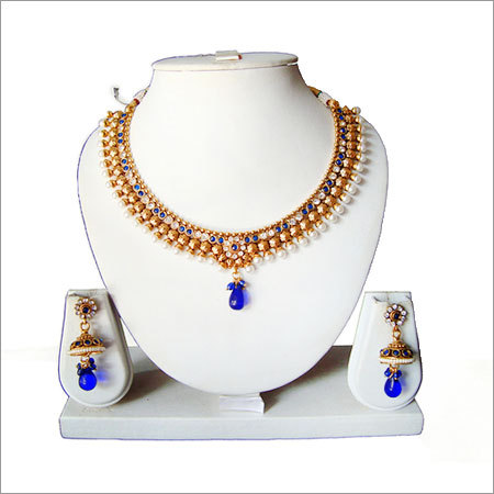 Gold Plated Kundan Necklace Set