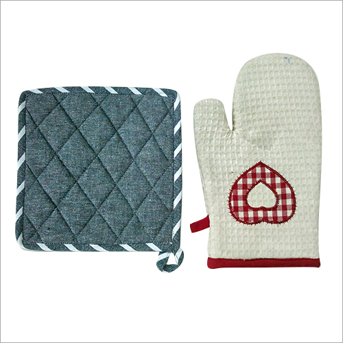 White Pot Holder Gloves