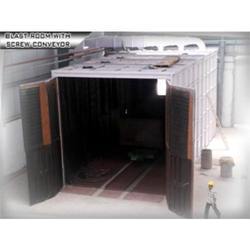 Blast Room With Screw Conveyor