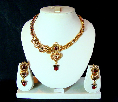 Gold Green Red Necklace Set 120