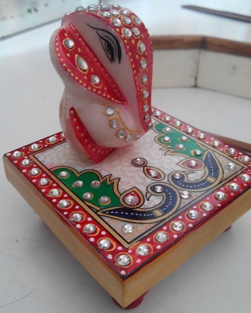 Peacock Chowki Ganesh Ji - Marble, Varying Dimensions, White | Hand-Carved, Glossy Finish, Intricate Engraving
