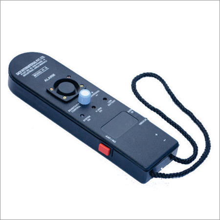 H-8 - ABS Plastic Metal Detector 240x65x25mm, Automatic Tuning, Reverse Polarity Protection, Long Battery Life