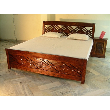 Wooden Cutwork Bed