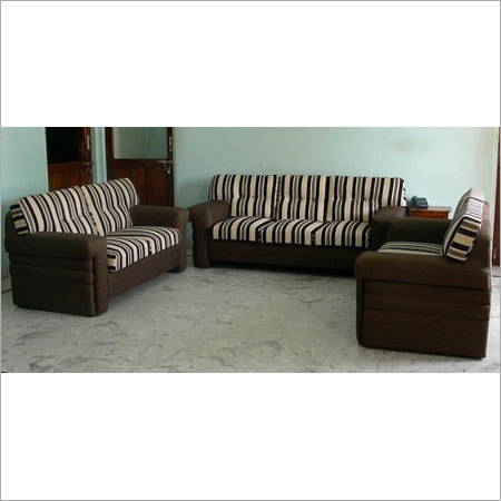 Upholsterd Sofa Set