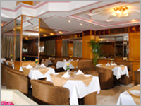 Restaurants & Bar