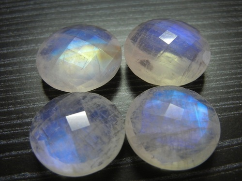 Rainbow Moonstone Round Gemstone