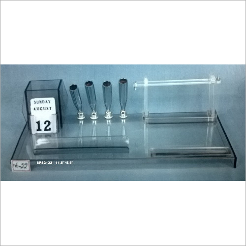 Clear Acrylic Pen Stand