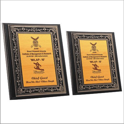 Mementos, Trophies & Plaques