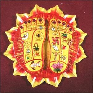 Ethnic Gifts ( Marble With Pure Gold Inlay)