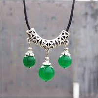 Antique Stone Studded Necklace Set