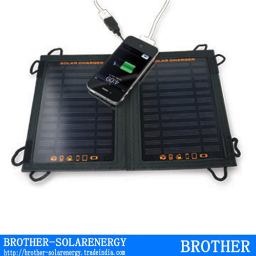 Handy Hiking Solar Charger Pack