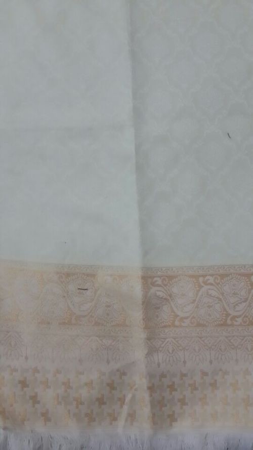 White Golden Shawls