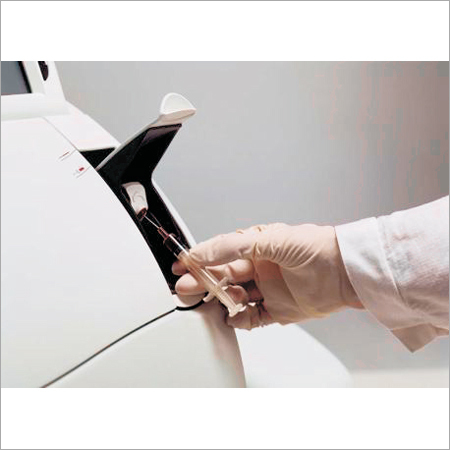 Cobas b 121 POC System