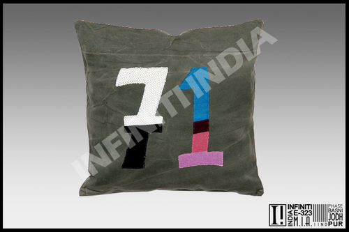 Machine Made Vintage Cushion