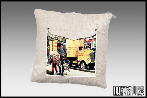 Machine Made Vintage Cushion