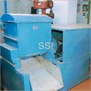 Detergent Cake Mixer Machine